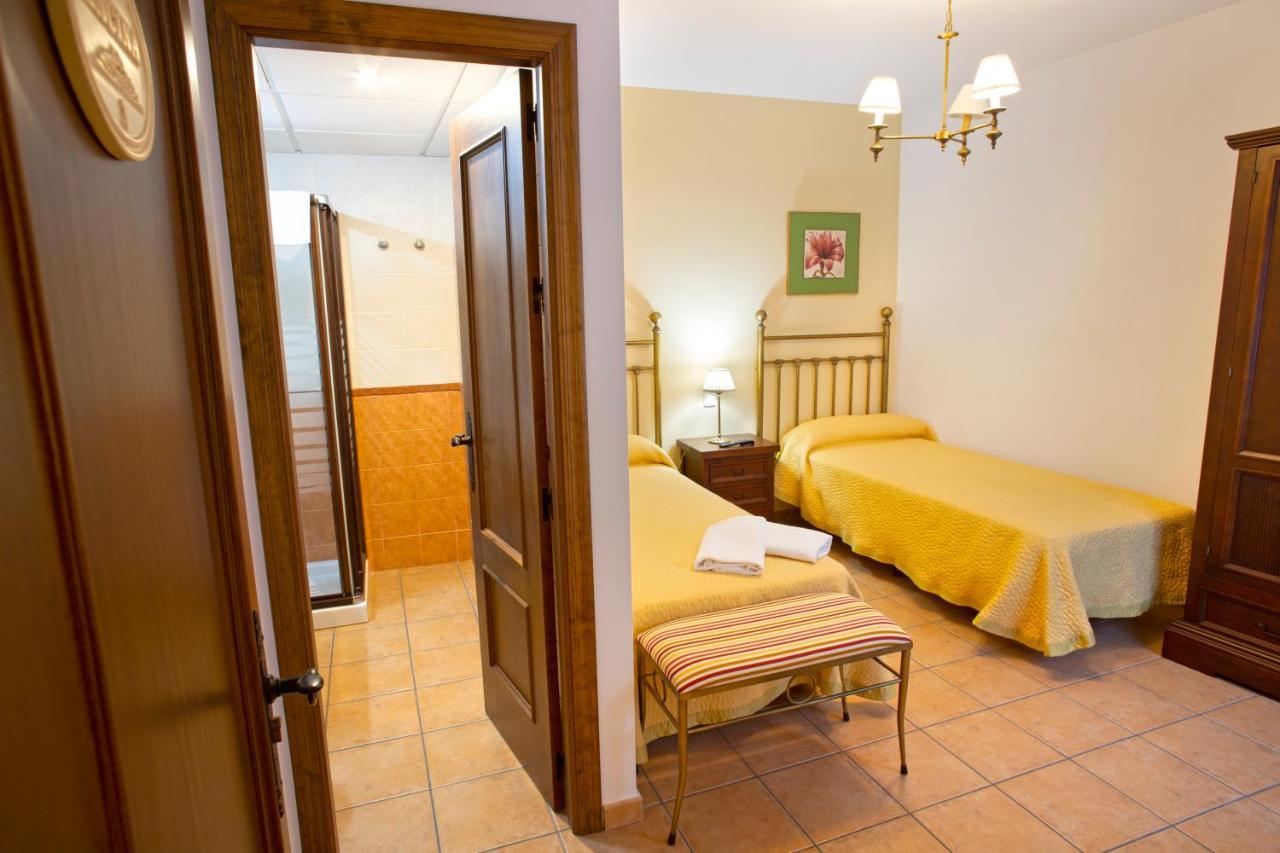 Hostal Rural Zahara Zahara De La Sierra Εξωτερικό φωτογραφία